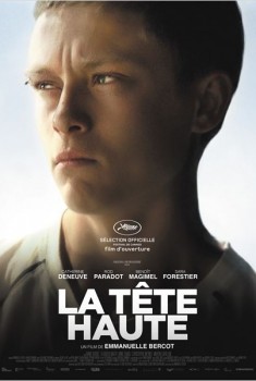 La Tête haute (2014)